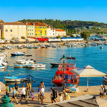 Panzió La Riva Sea View