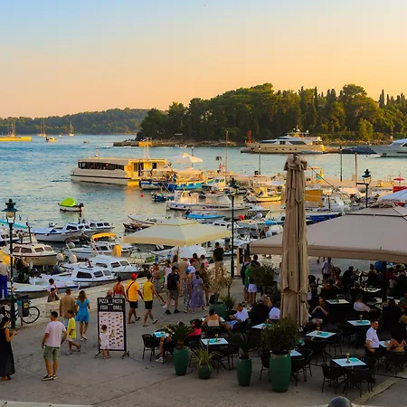 La Riva Sea View