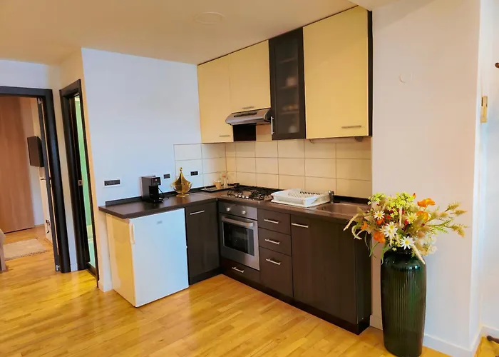 Oda ve Kahvaltı La Riva Sea View *